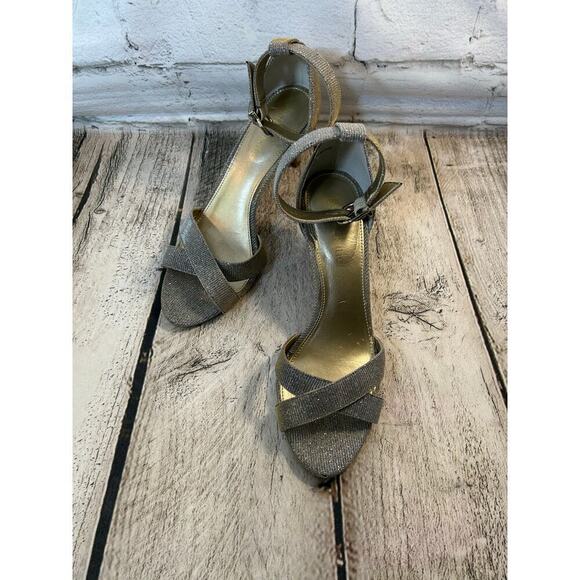Kelly & Katie Shoes - KELLY & KATIE Women’s Gold Sparkle Ankle Strap Heels / Size: 6